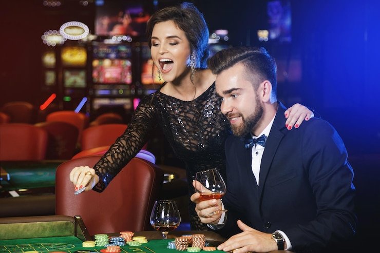 Dealer Profesional Live Dealer profesional server togel menangani kartu Bandar Poker secara real-time di studio berteknologi tinggi