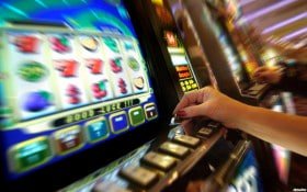 Logo bank: BCA, Mandiri, BRI, BNI - transfer langsung server togel