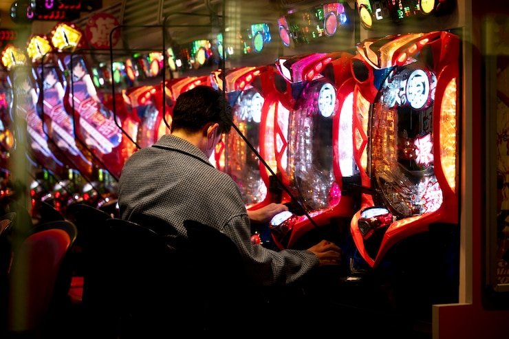 Studio dealer langsung server togel dengan meja blackjack dan roulette dalam kualitas HD